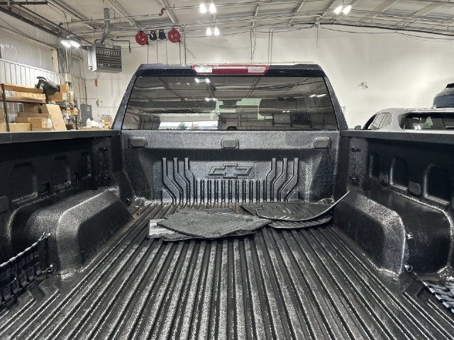 Used 2023 Gray Chevrolet LT image 26