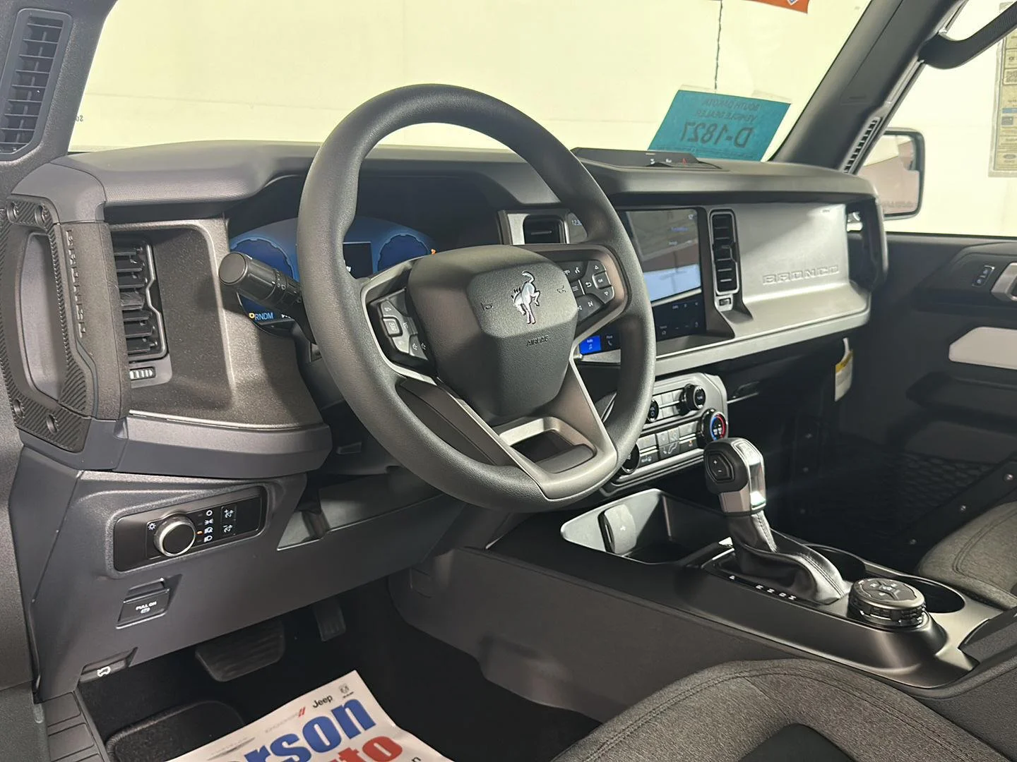 New 2026 Oxford White Ford Base image 14