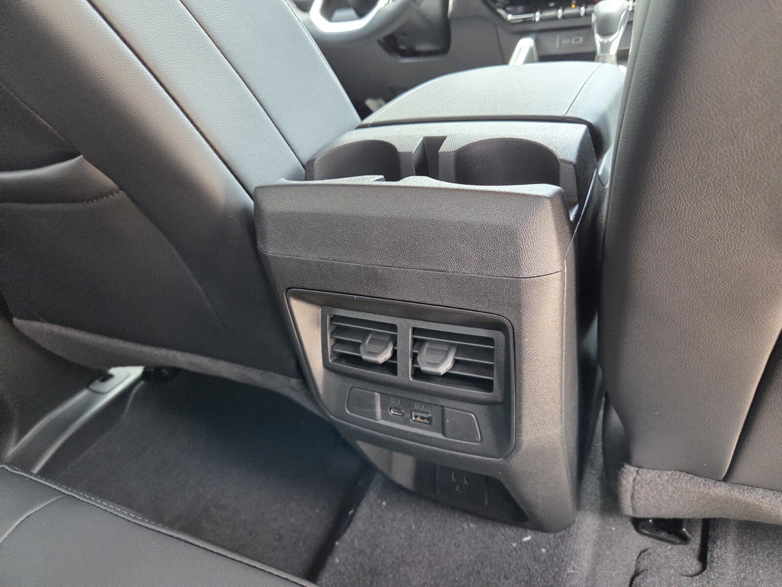 2026 Chevrolet Colorado LT - Photo 16