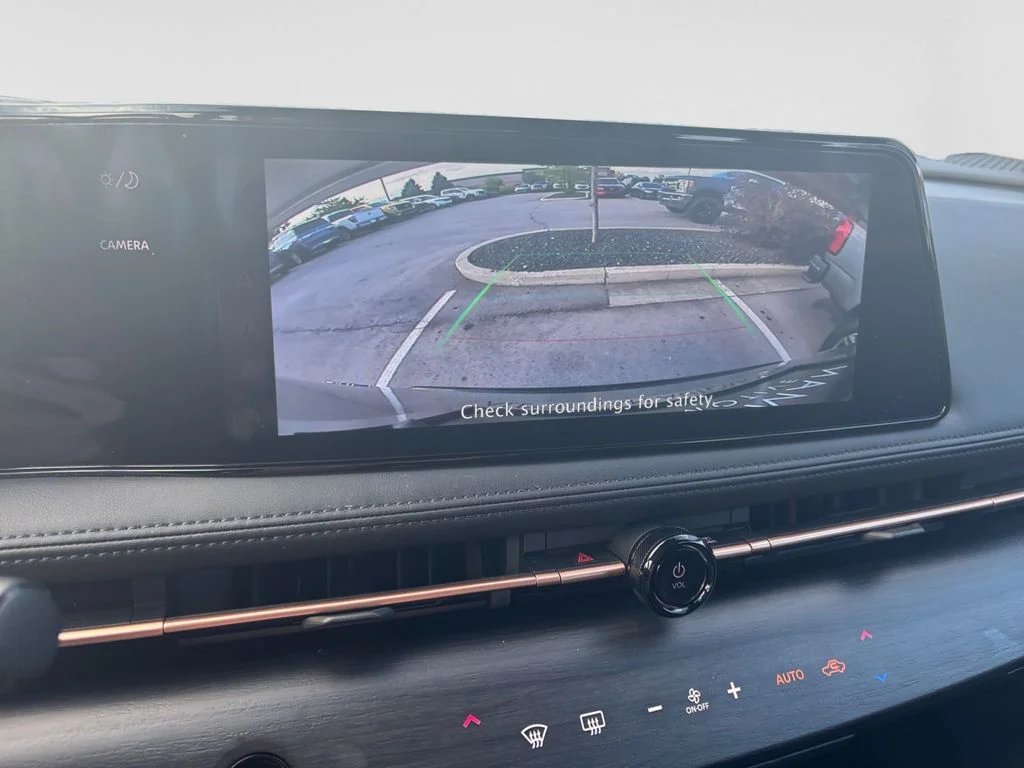 Used 2023 Gray Nissan ENGAGE image 39