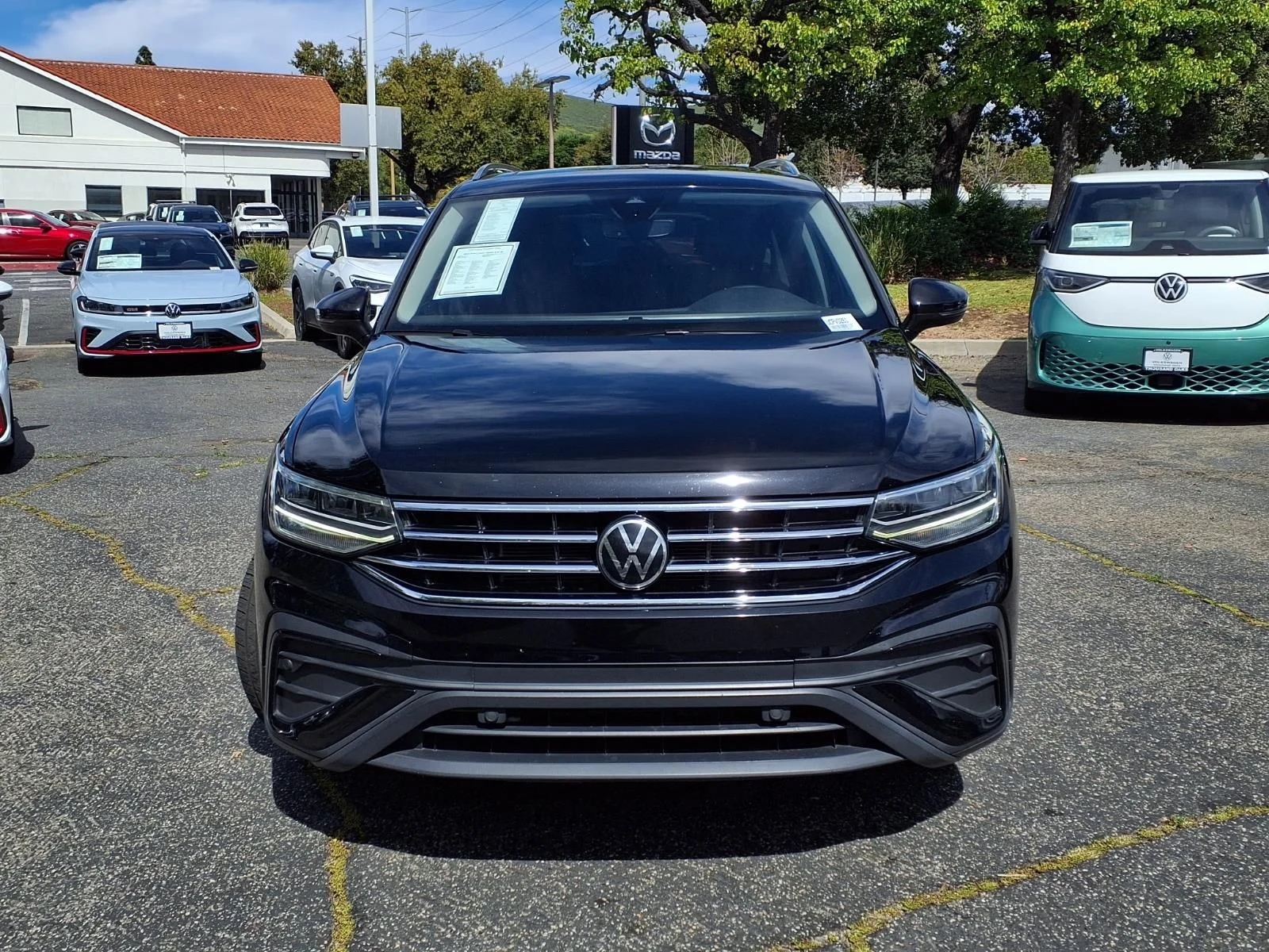 Used 2023 Volkswagen Tiguan SE with VIN 3VVNB7AX2PM036141 for sale in Westlake Village, CA