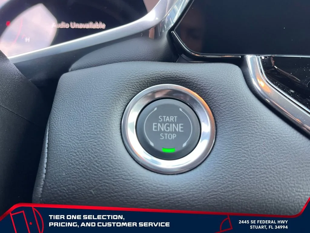 New 2026 Summit White GMC Elevation image 28