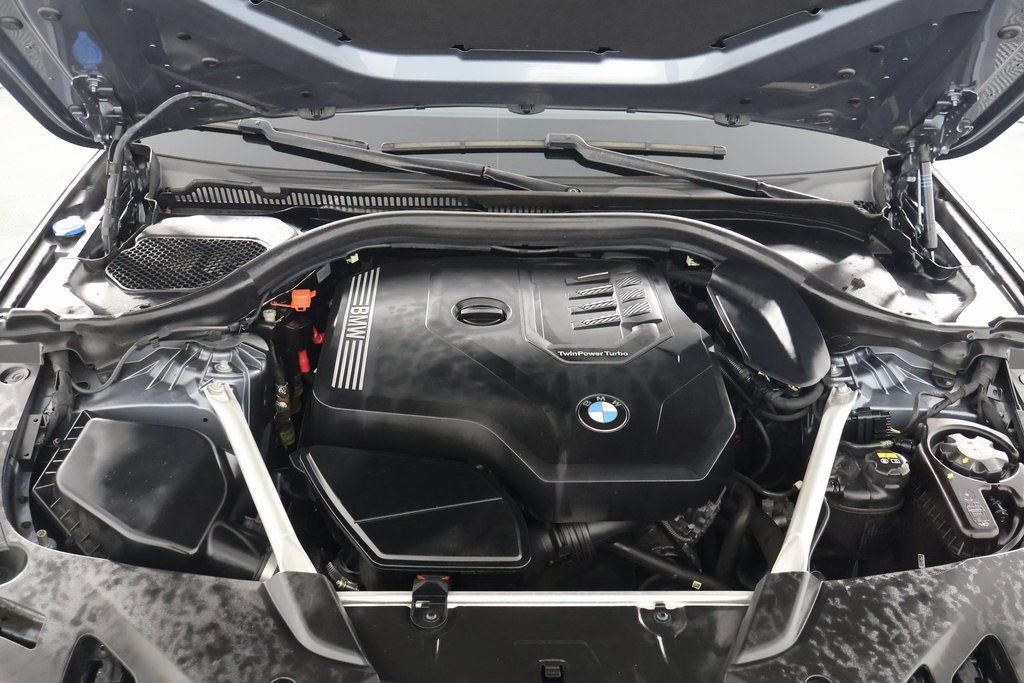 Used 2022 Bluestone Metallic BMW 530i image 15