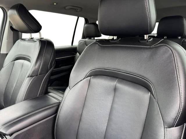 Certified Used 2023 Gray Jeep Limited image 13