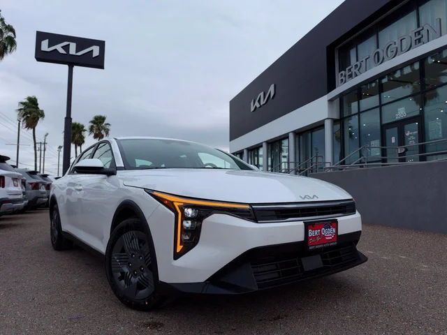 2027 Kia K4 LX