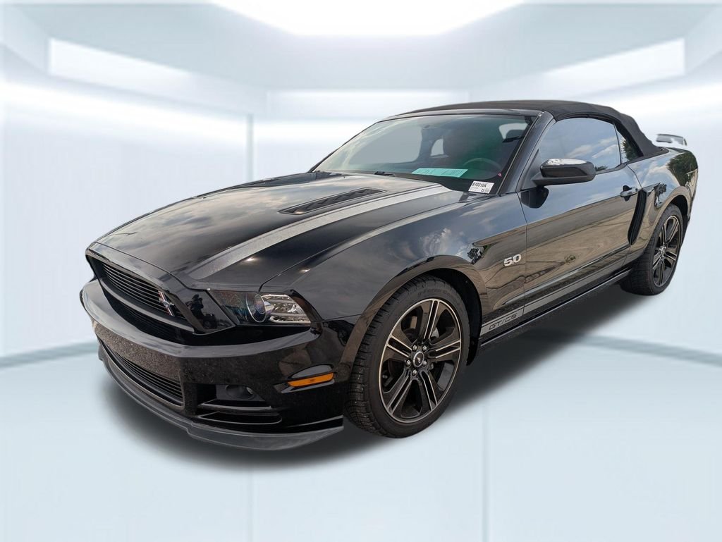 2014 Ford Mustang GT Premium's photo