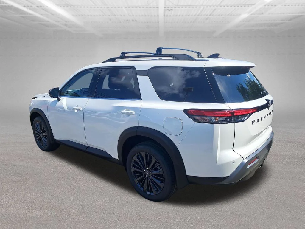 New 2026 White Nissan SL image 3