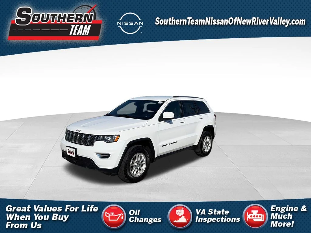 Used 2020 White Jeep Laredo E image 1