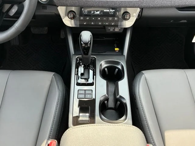 New 2026 MAGNETITE GRAY METALLIC Subaru Premium image 31