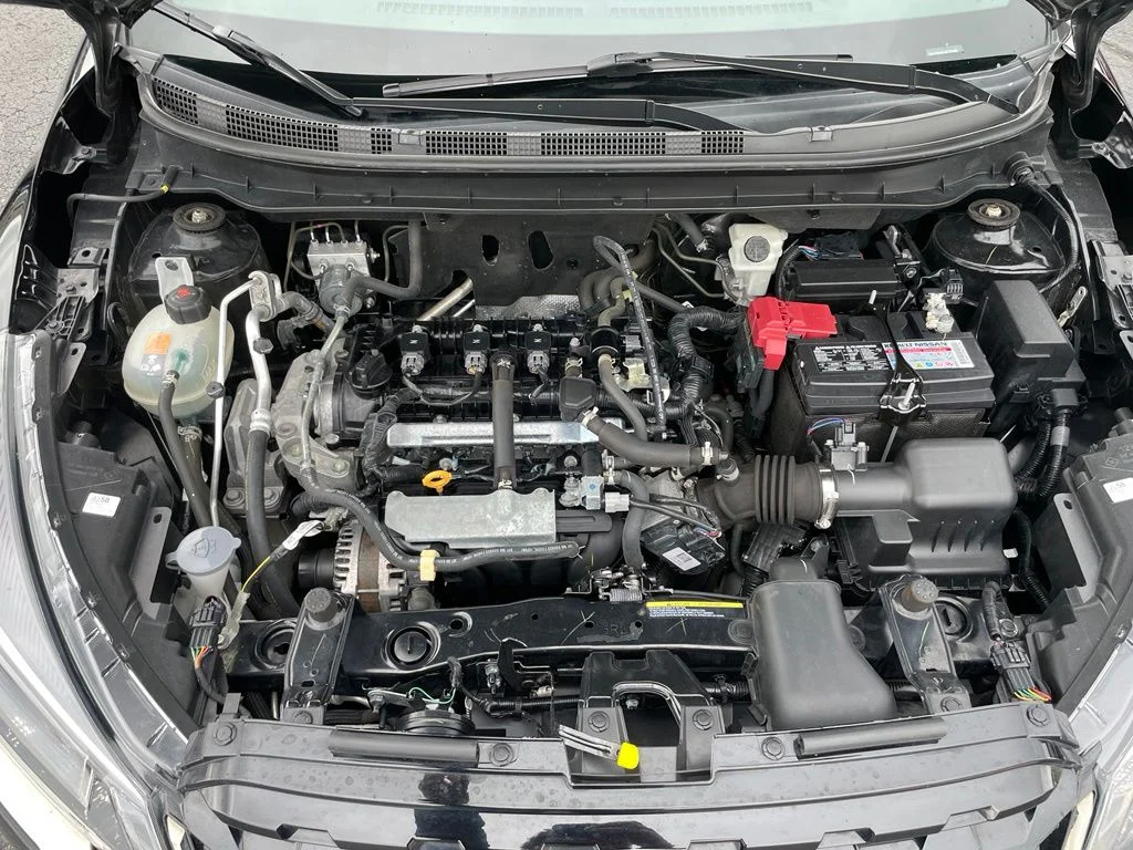 Used 2024 Super Black Nissan SR image 30