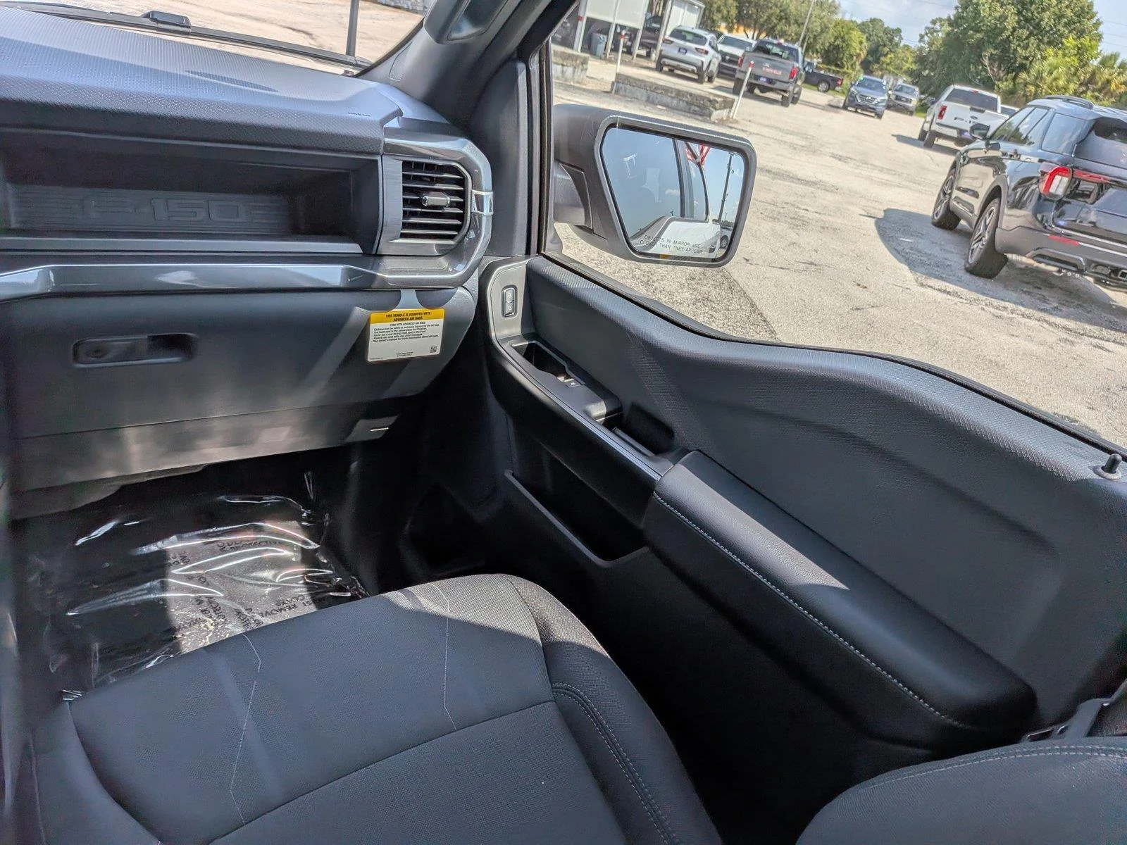 New 2026 Oxford White Ford STX® image 20