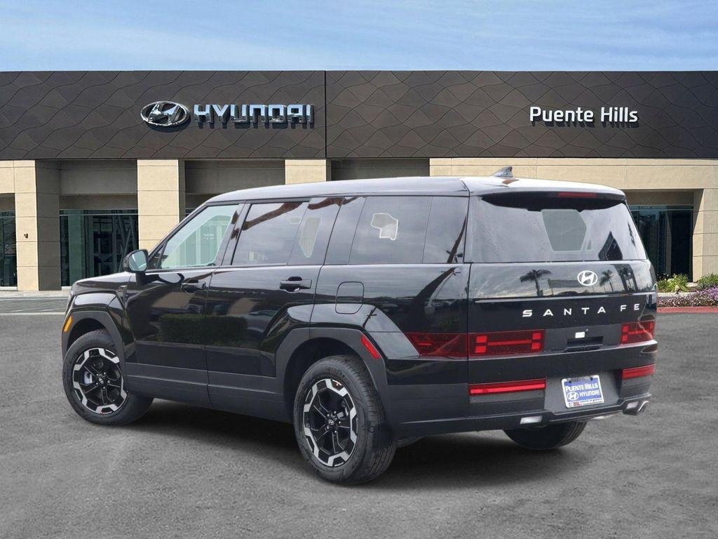 New 2026 Black Hyundai SE FWD image 8