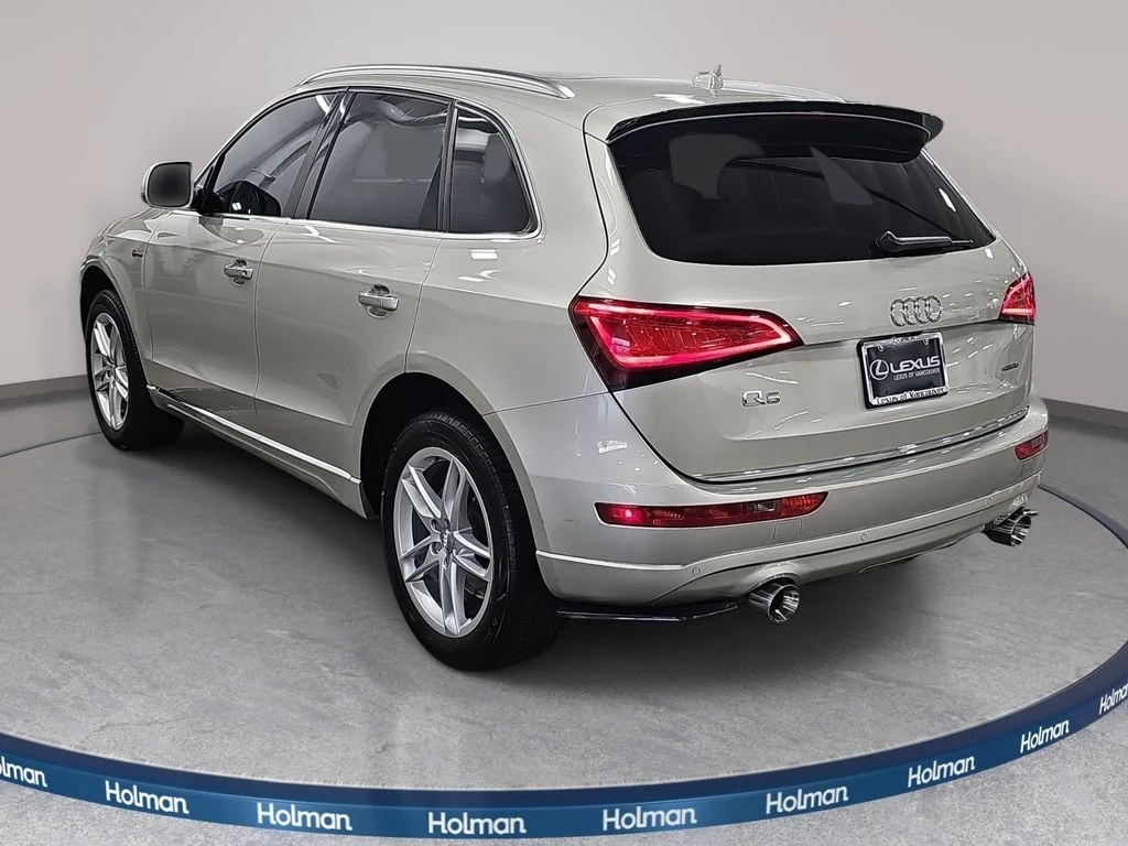 Used 2016 Silver Audi 2.0T Premium Plus image 8
