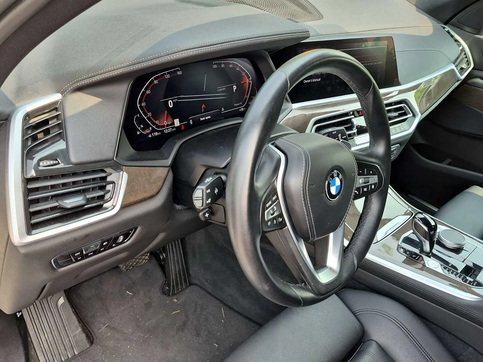 Used 2022 Alpine White BMW sDrive40i image 10