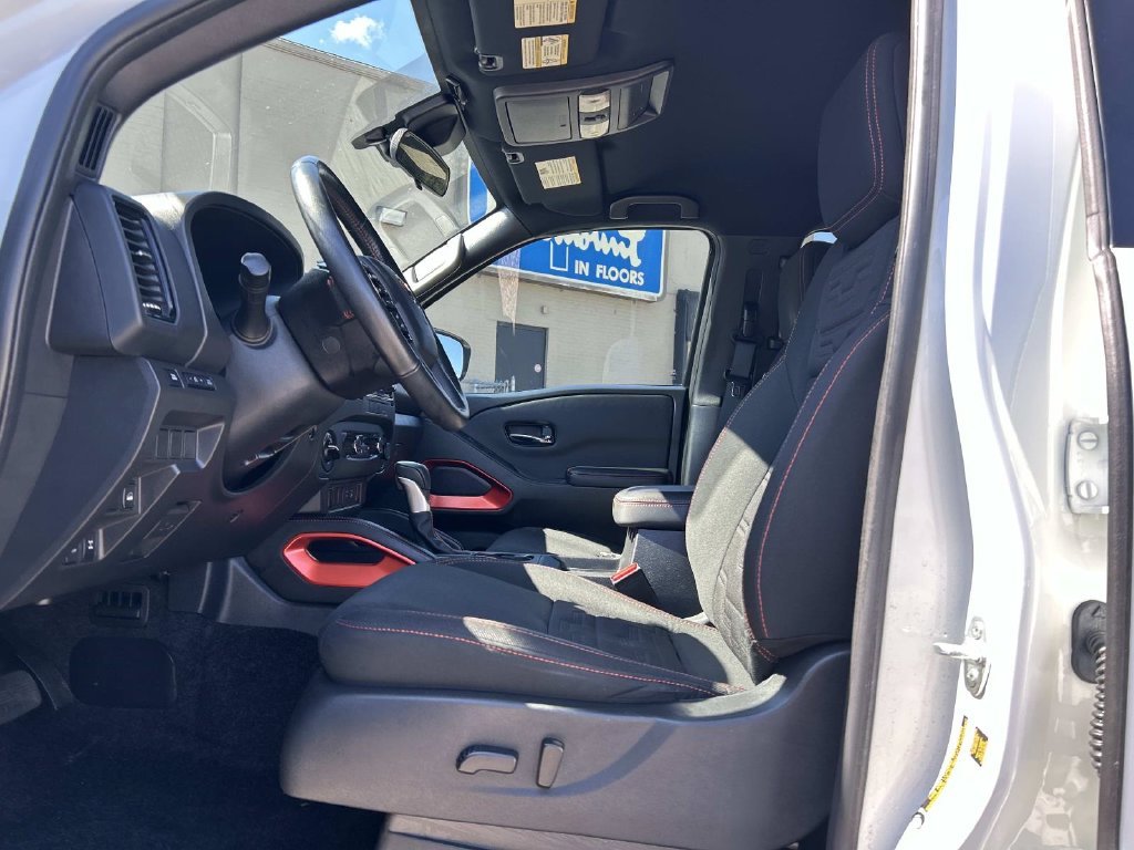 Used 2024 White Nissan PRO-4X image 12