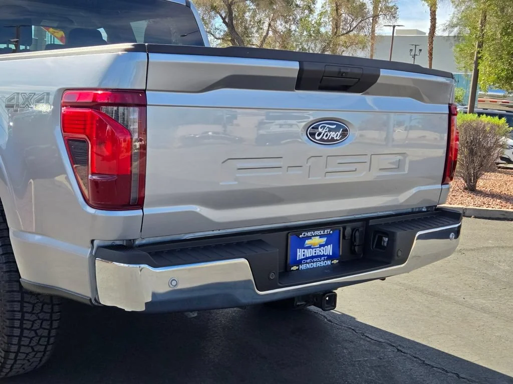 Used 2025 Iconic Silver Met Ford XLT image 5