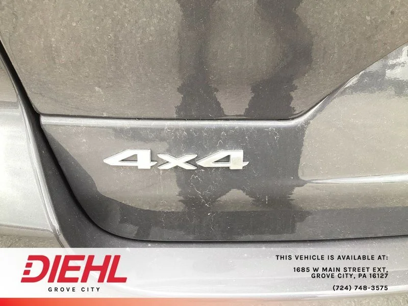 Used 2025 Gray Jeep Limited image 11