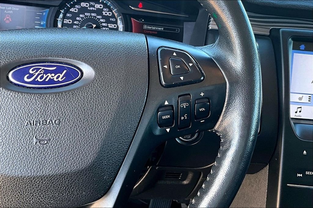 Used 2019 Silver Ford SEL image 21