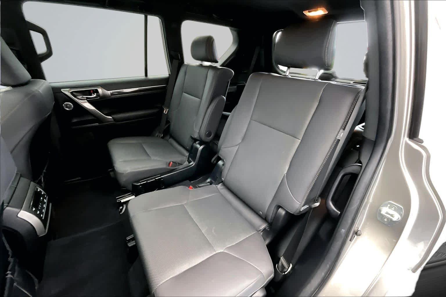 2023 Lexus GX PREMIUM - Photo 13