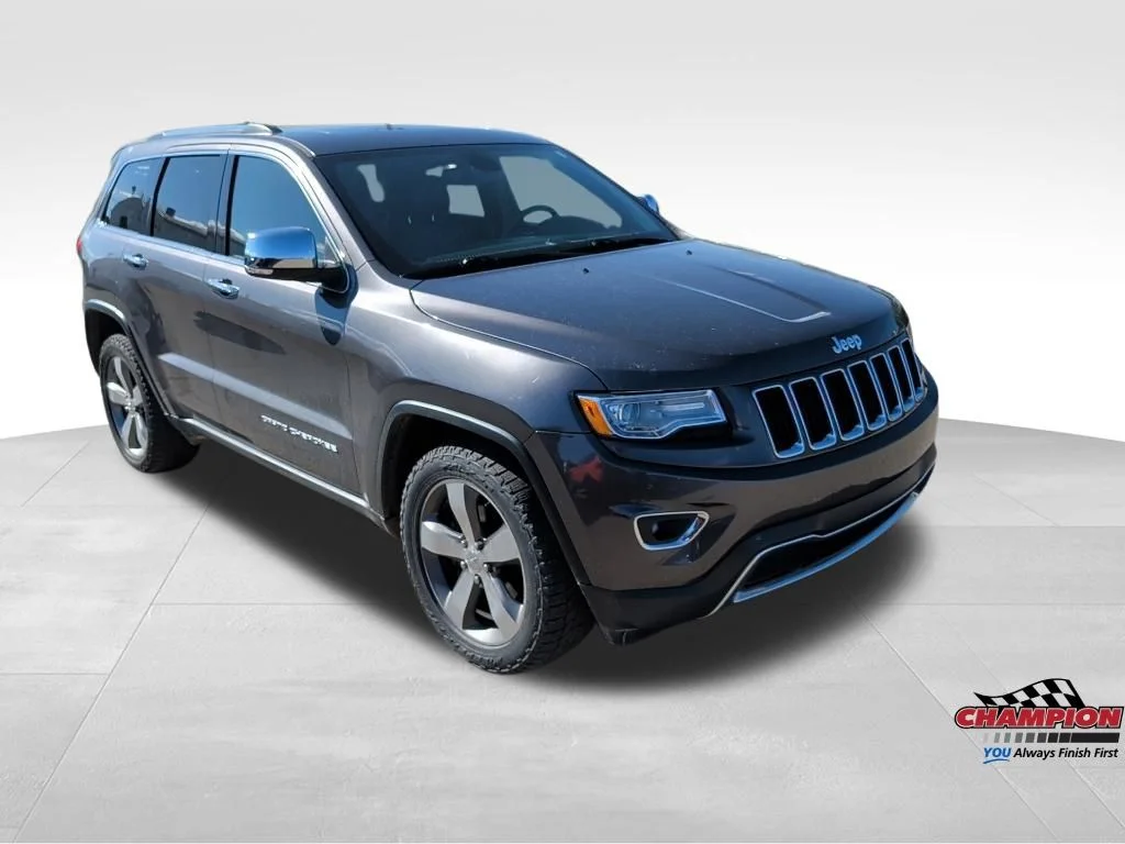Used 2014 Gray Jeep Limited image 8