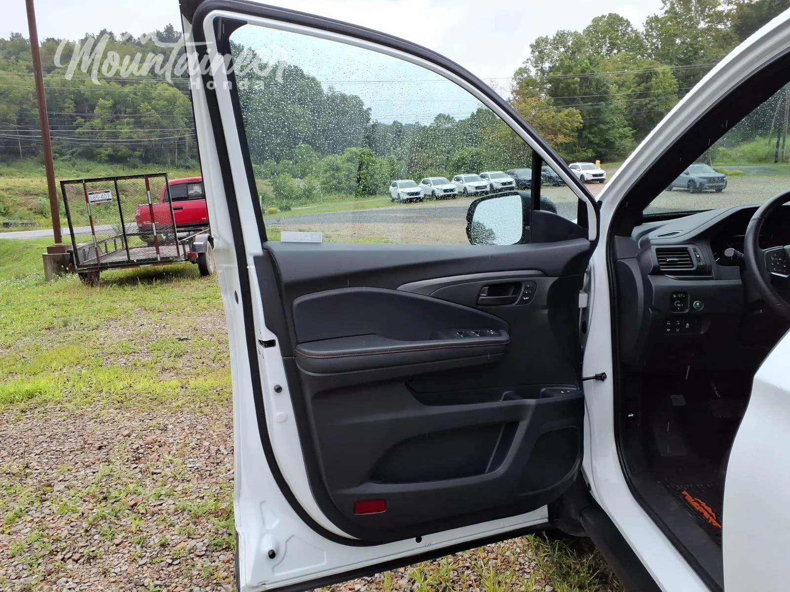 Used 2023 Platinum White Pearl Honda TrailSport image 13
