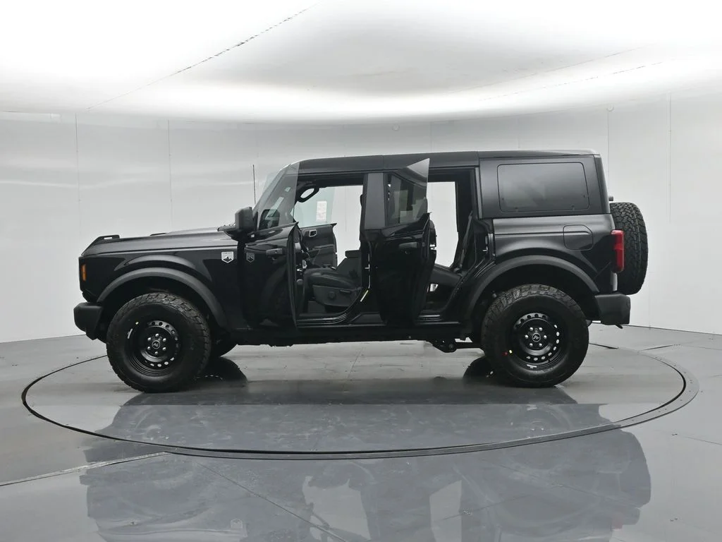 New 2026 Shadow Black Ford Big Bend image 36