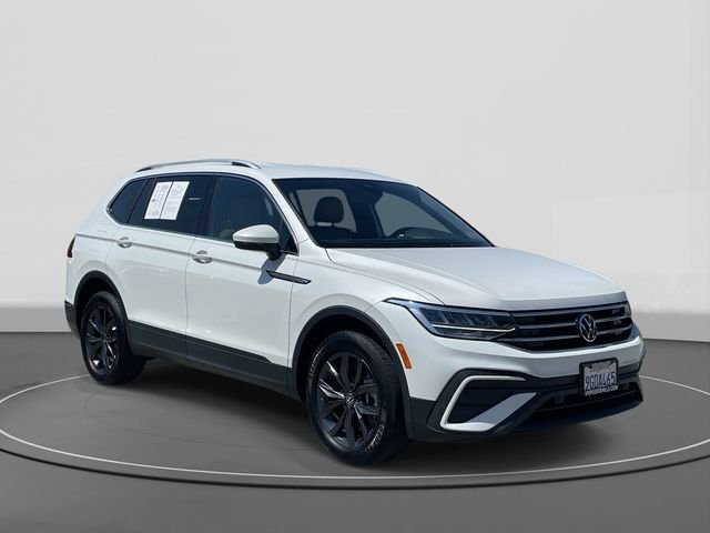 2023 Volkswagen Tiguan 2.0T SE 4Motion's photo