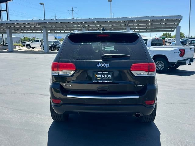 Used 2018 Black Jeep Limited 4x4 image 5