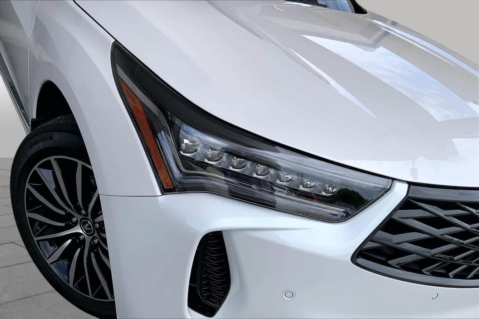 Used 2025 Platinum White Pearl Acura w/Advance Package image 27