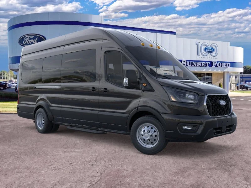 New 2026 Agate Black Metallic Ford XLT image 7