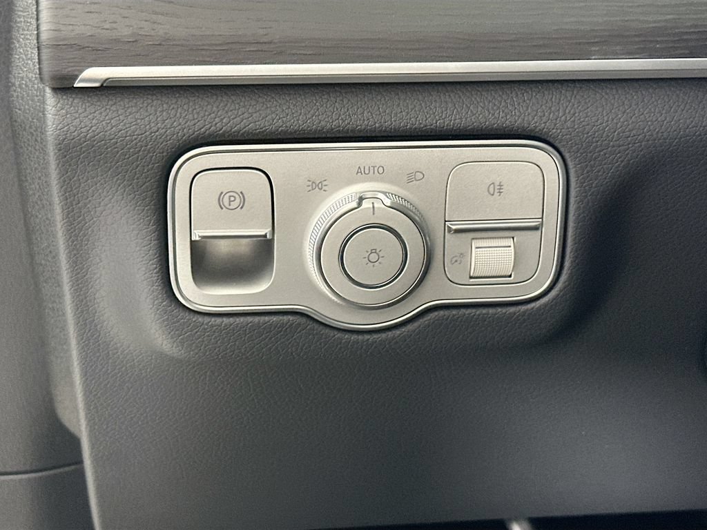 New 2026 Black Mercedes-Benz GLS 450 image 45