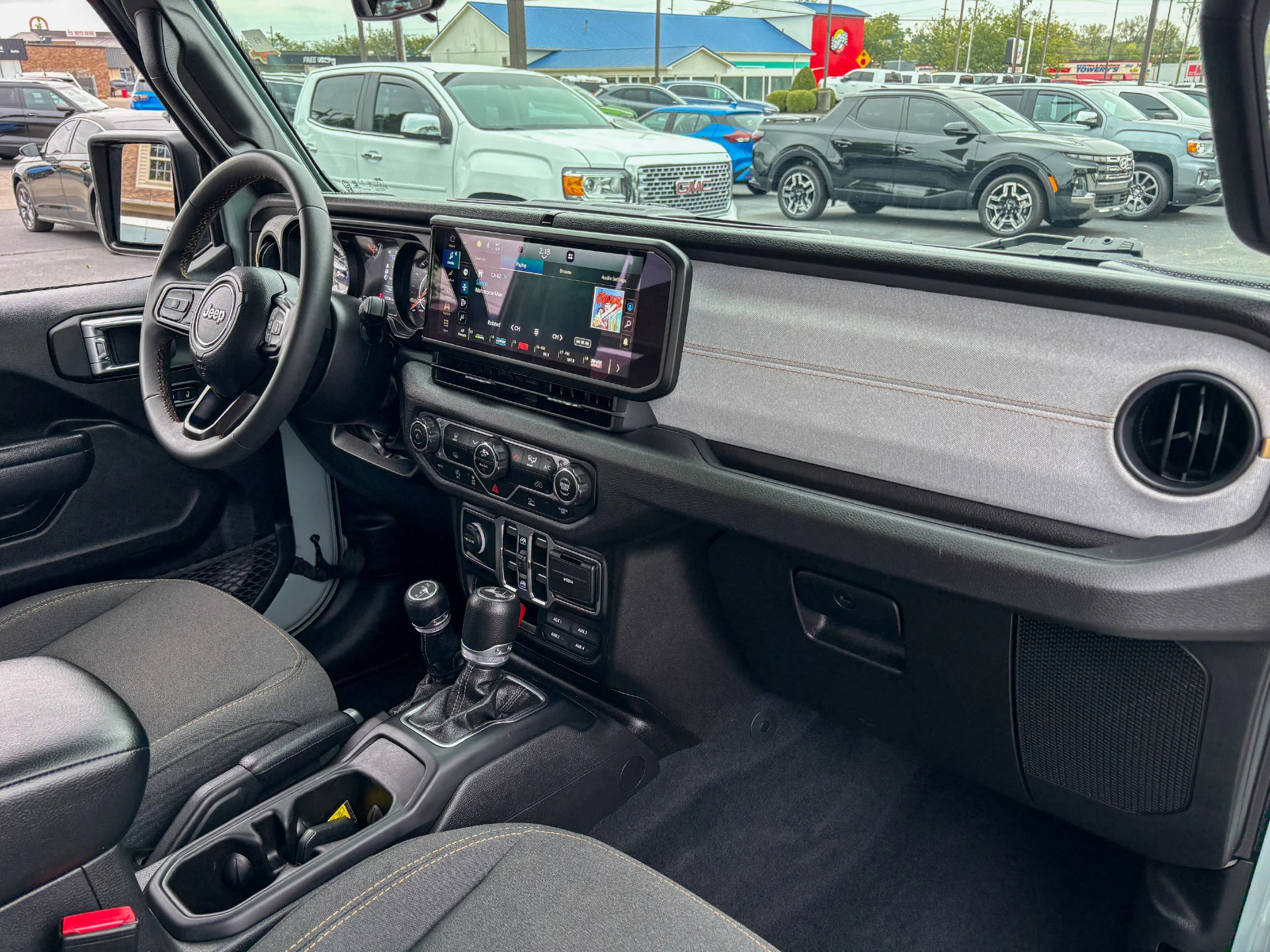 Used 2024 Gray Jeep Sport S image 25