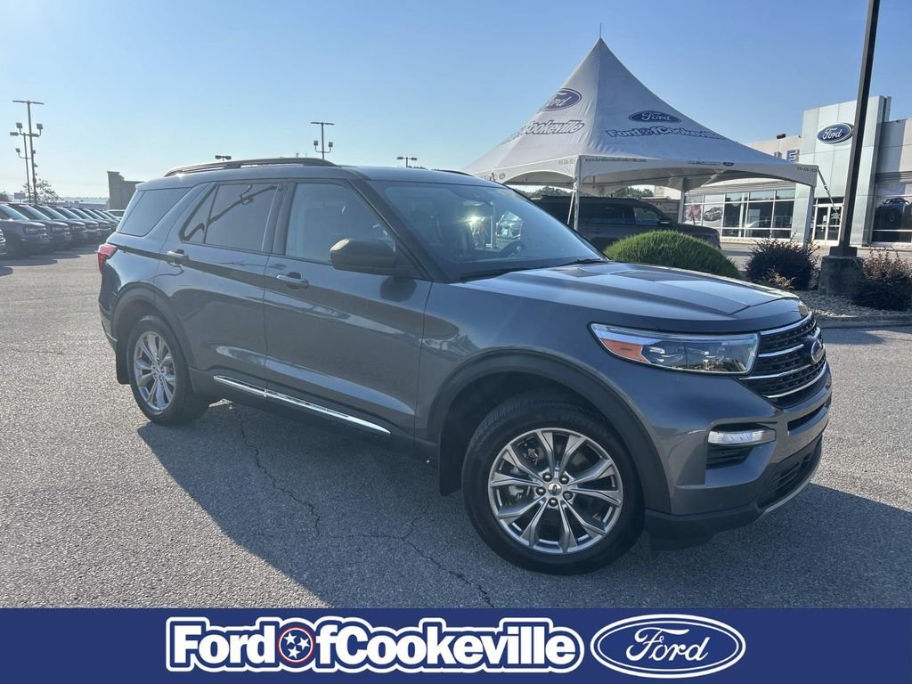 Certified Used 2022 Gray Metallic Ford XLT image 2