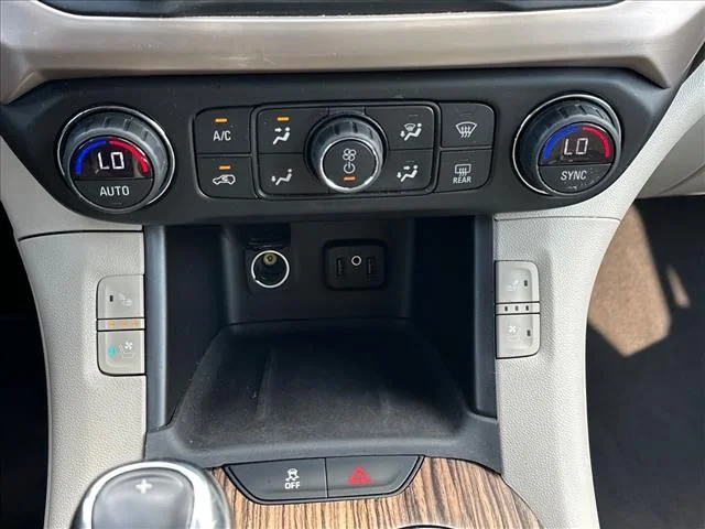 Used 2019 Red GMC Denali image 30