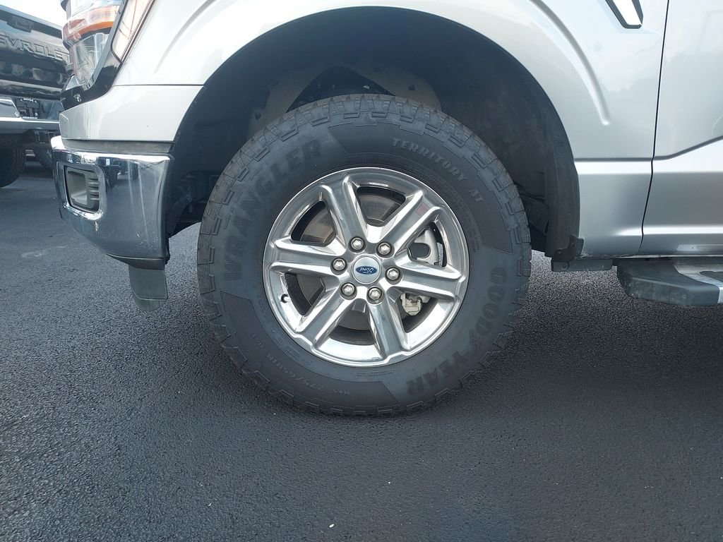 Used 2025 Silver Ford XLT image 10