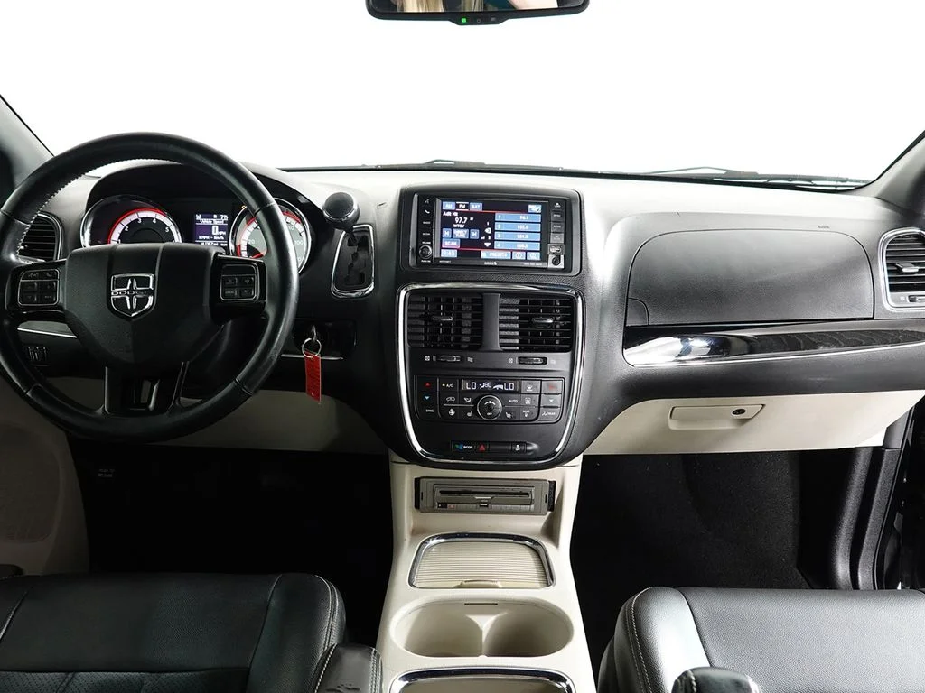 Used 2017 Dodge Grand Caravan SXT with VIN 2C4RDGCG0HR600905 for sale in Sandusky, MI