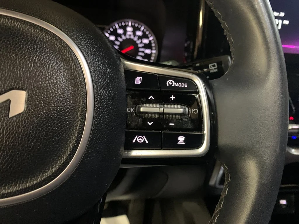 Used 2023 Gray Kia EX image 30
