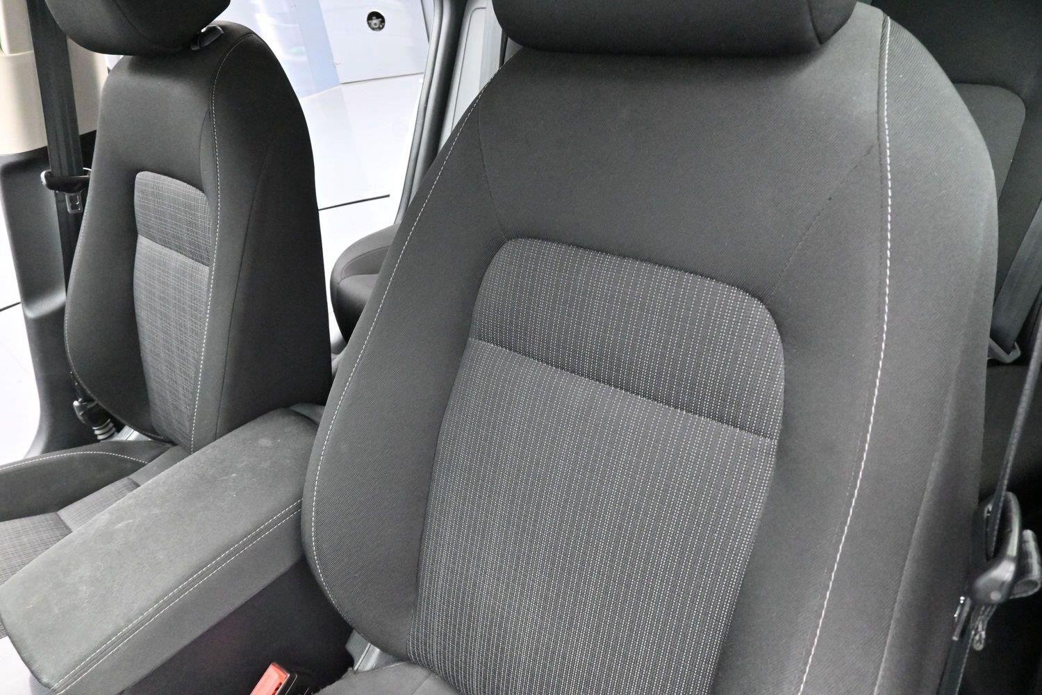 Used 2023 Lunar Silver Metallic Honda EX image 13