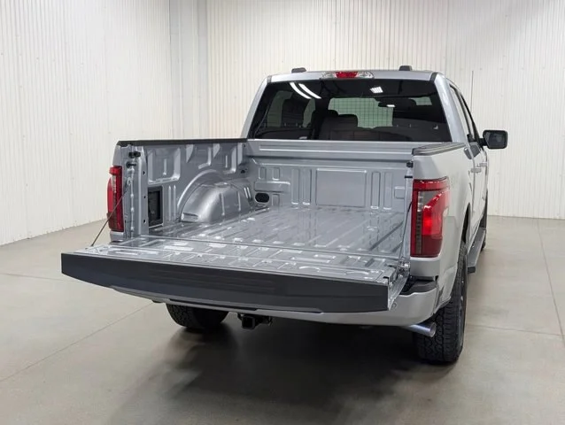 New 2026 Iconic Silver Metallic Ford XLT image 53