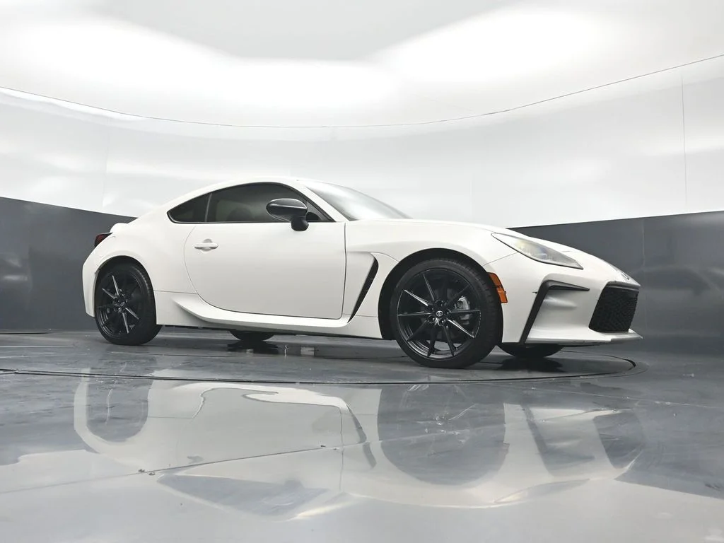 Used 2024 White Toyota Premium image 3