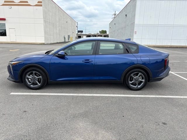 New 2026 Deep Sea Blue Kia LXS image 4