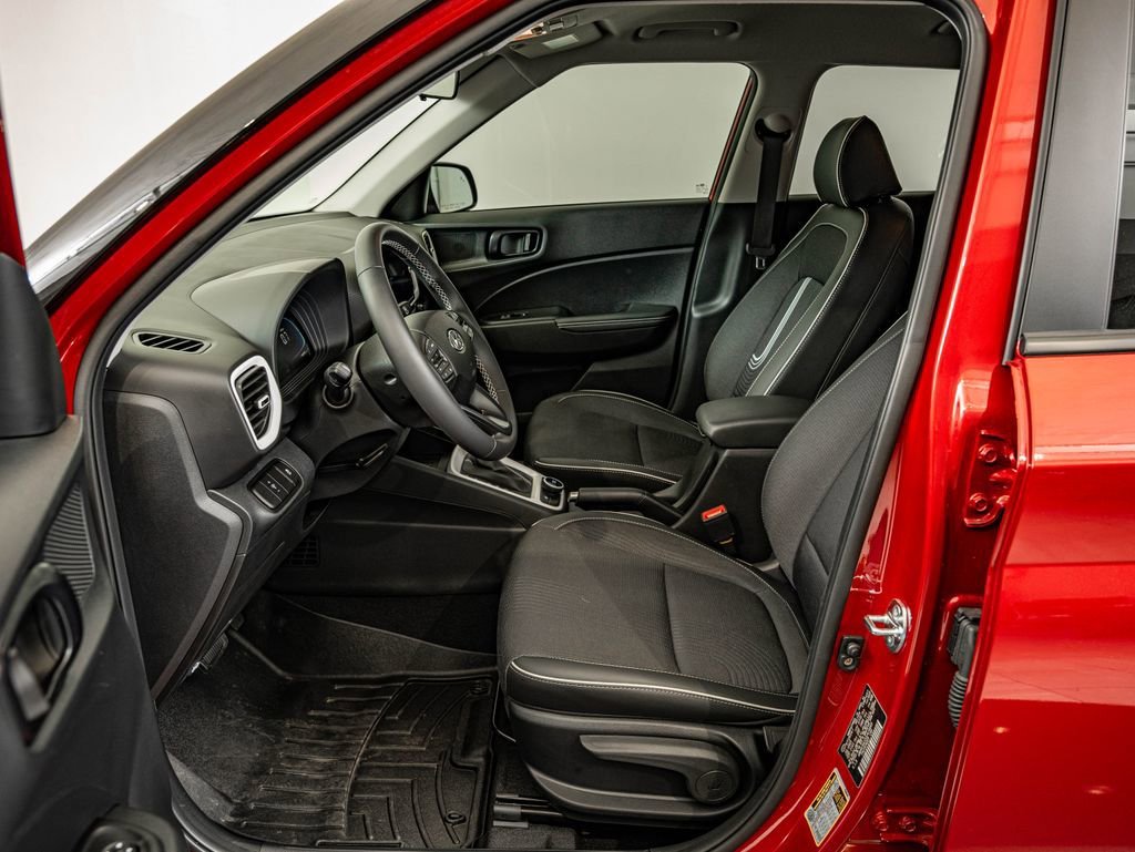 Used 2025 Ultimate Red Hyundai Limited image 29