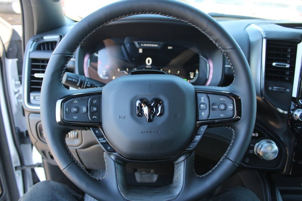 2026 RAM 1500 Limited - Photo 13