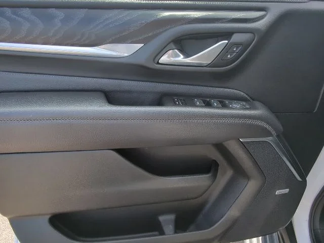 2023 GMC Yukon Denali - Photo 14