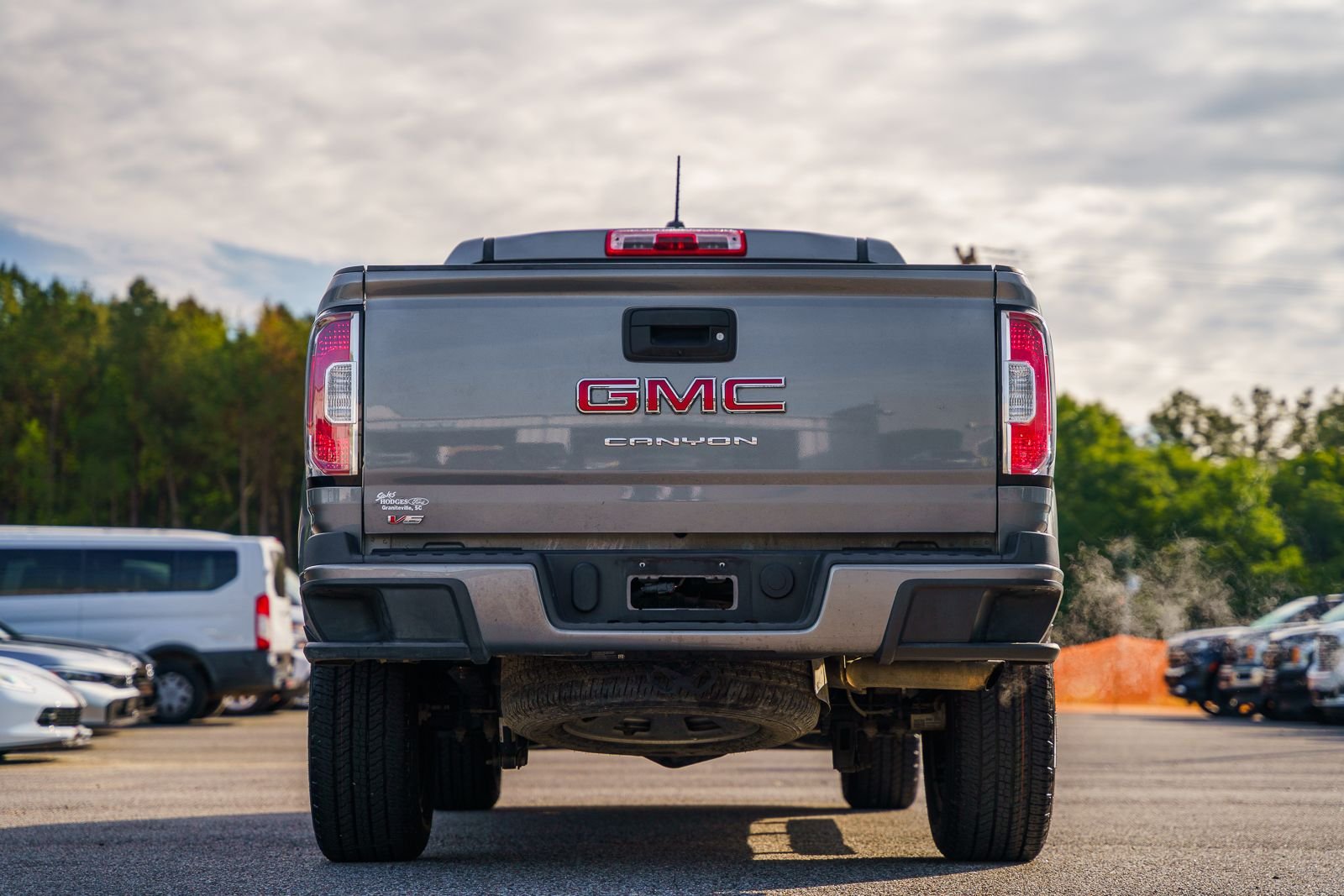 Used 2022 Gray GMC Elevation Standard image 5