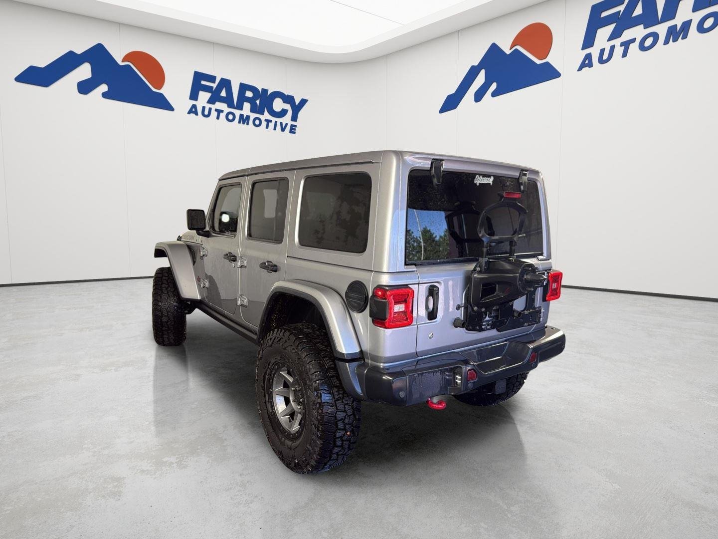 Used 2018 Billet Metallic Jeep Rubicon image 9
