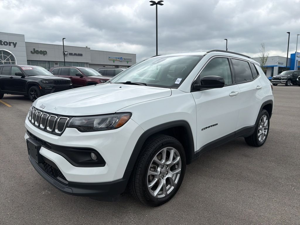 2022 Jeep Compass Latitude Lux 4X4's photo