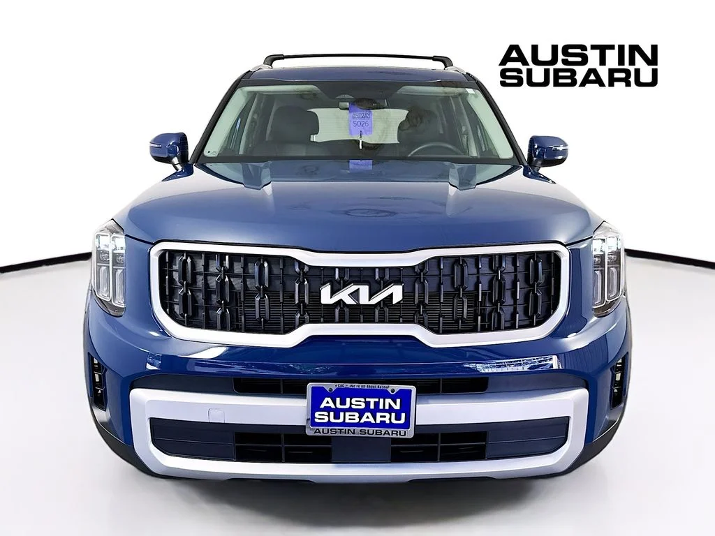 Used 2025 Black Kia EX image 2