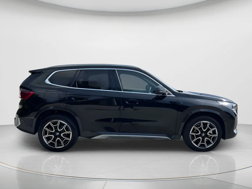 2025 BMW X1 XDrive28i - Photo 9