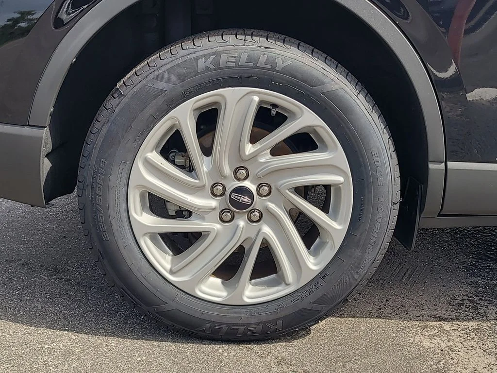Certified Used 2022 Black Lincoln Standard image 5
